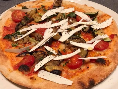 Ristorante & Pizzeria Bastia Höchberg Pizza