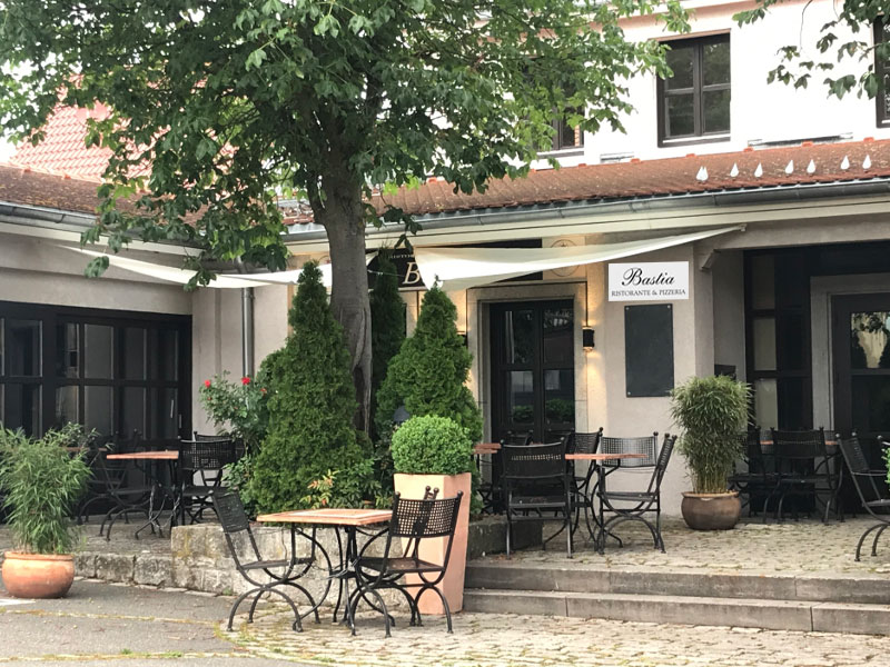 Ristorante & Pizzeria Bastia Höchberg Terrasse